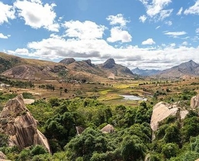 Experience Luxury & Adventure in Africa With Free Excursions & More