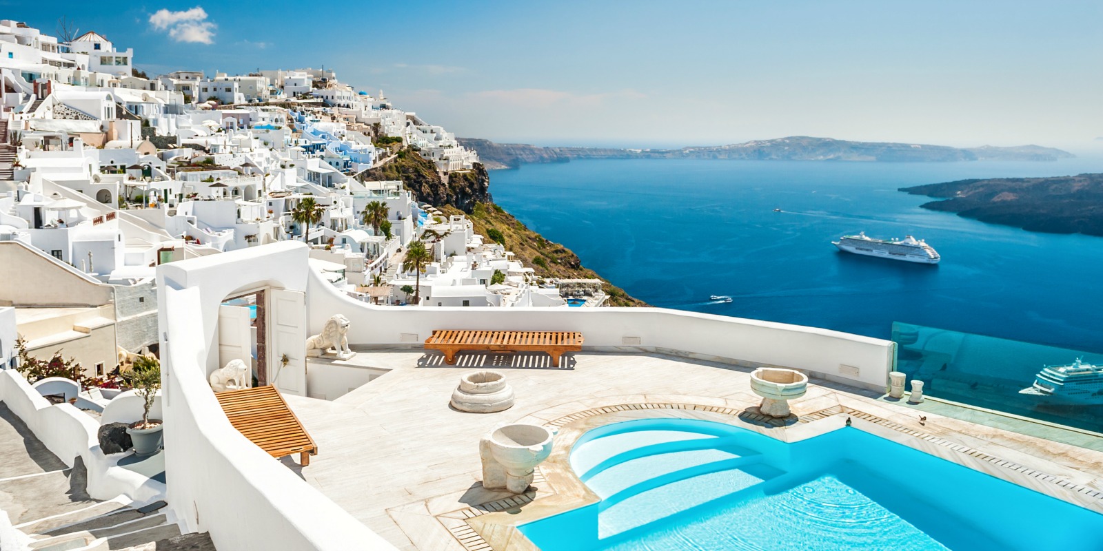 Docking in Santorini