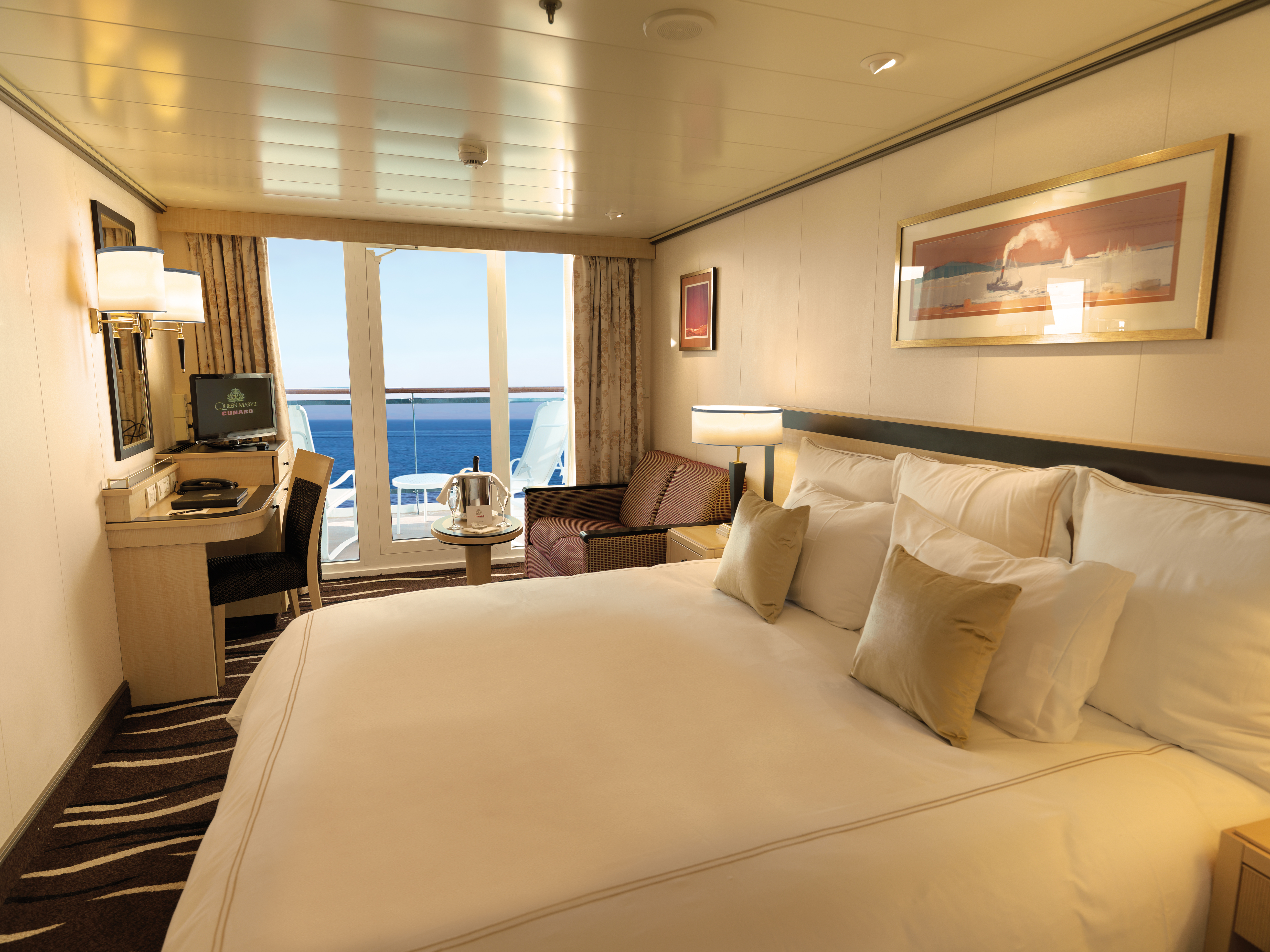 Queen Mary 2's Britannia Balcony Stateroom